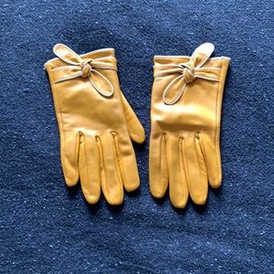 Merona Yellow Gloves